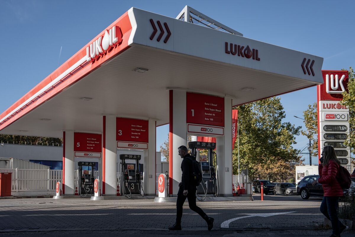 Lukoil báo lỗ 19,8 tỷ USD do suy giảm giá trị tài sản nước ngoài