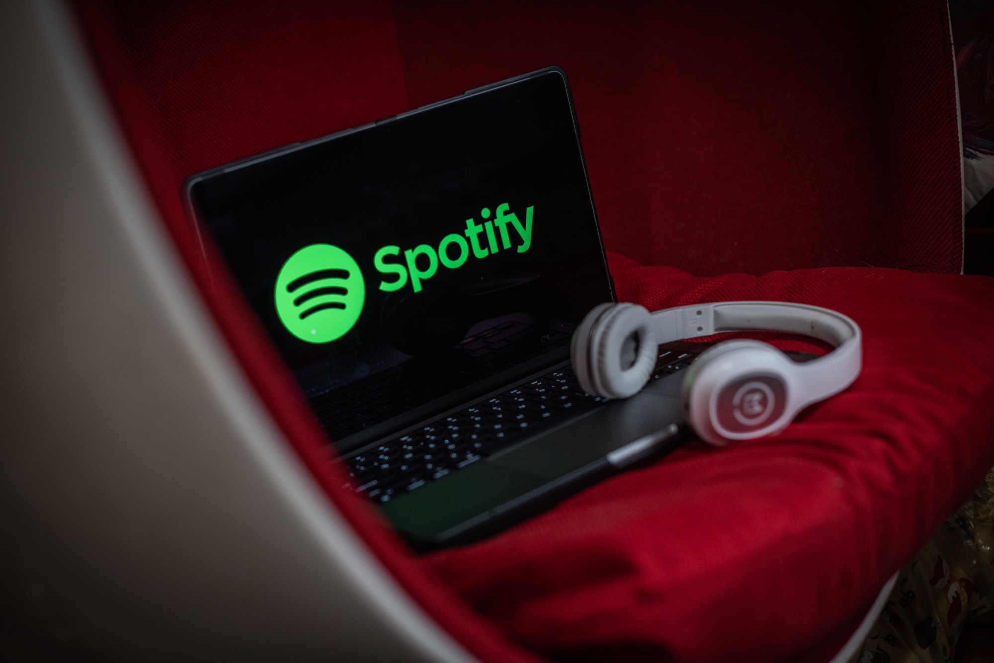 Spotify Premium Subscribers Get Access to 150K Audiobooks