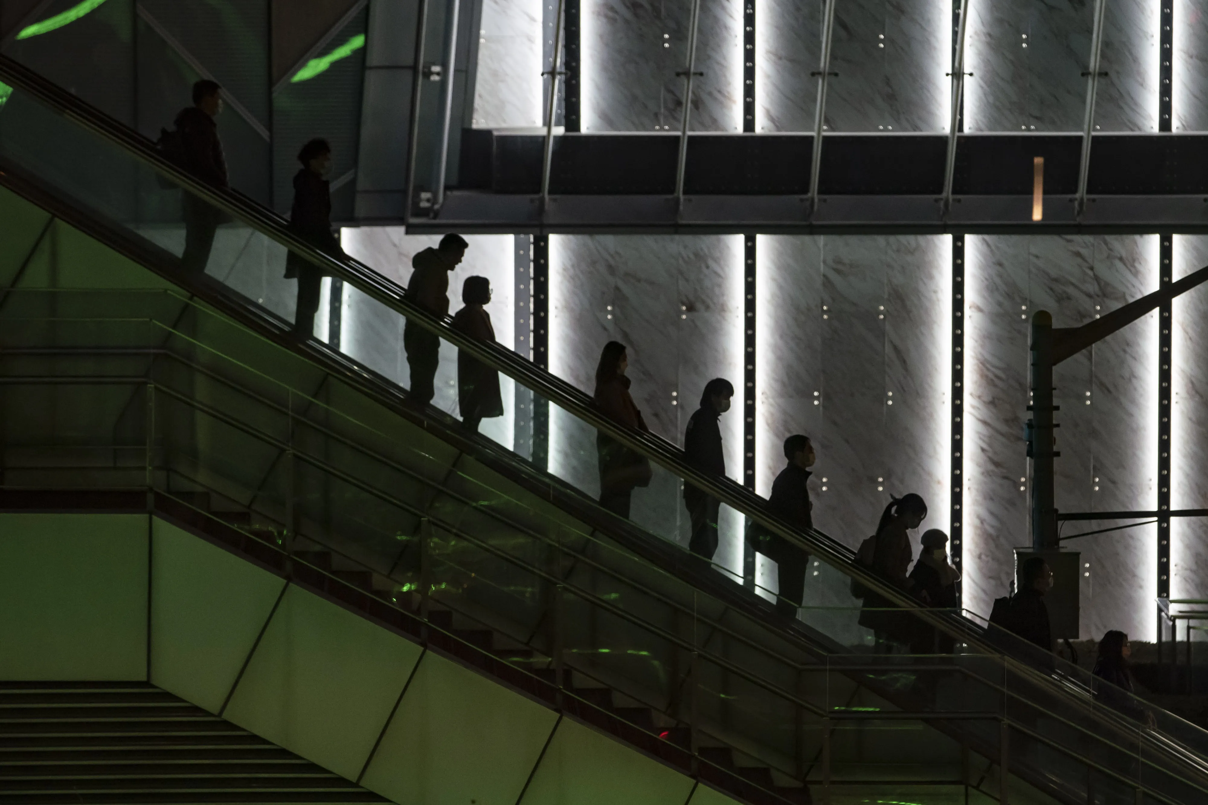 Views of Shanghai As China's Central Bank Going It Alone Spurs an Influx of Capital