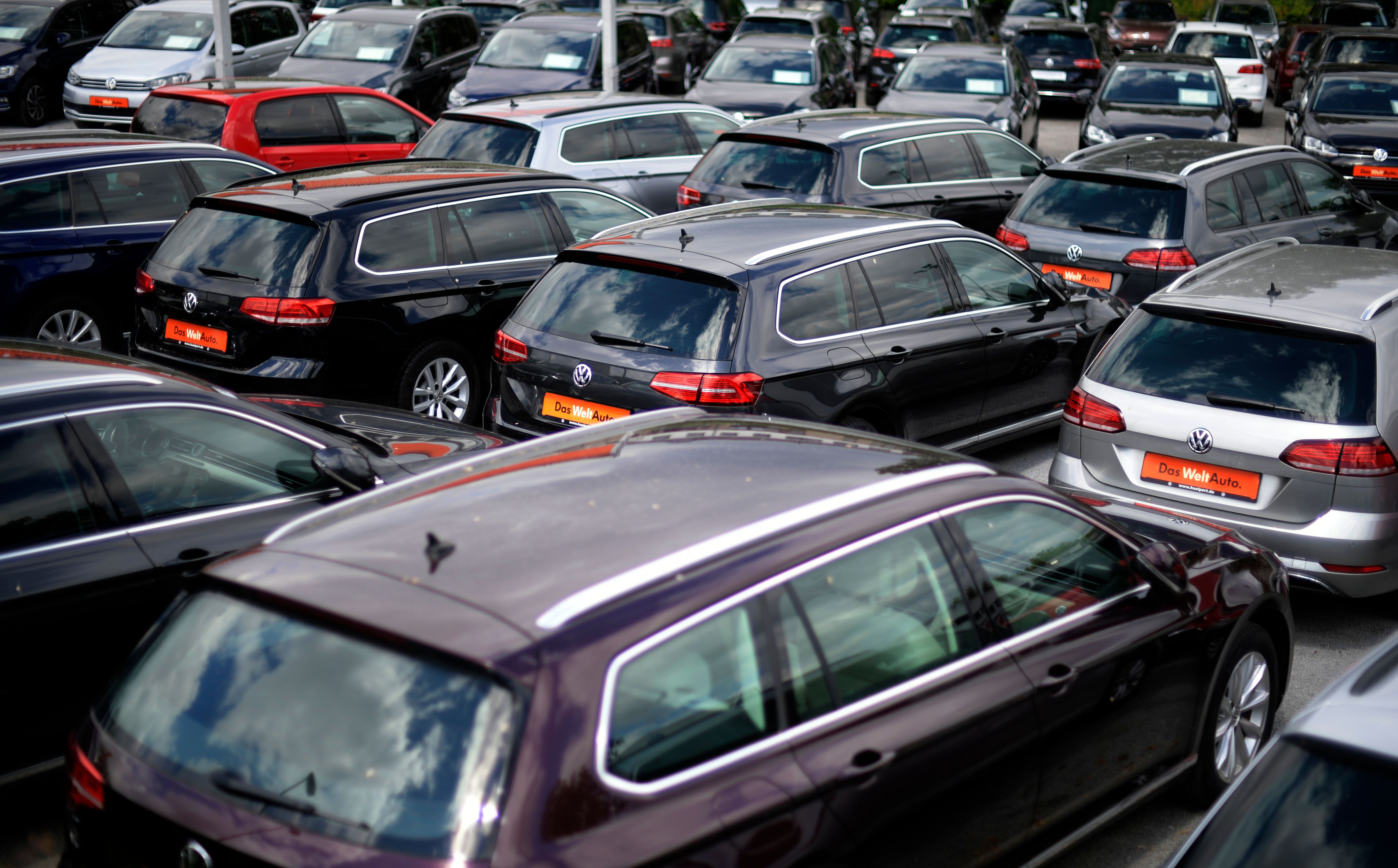 German Used Car Prices Hit Record on Tight Supply Chains Bloomberg