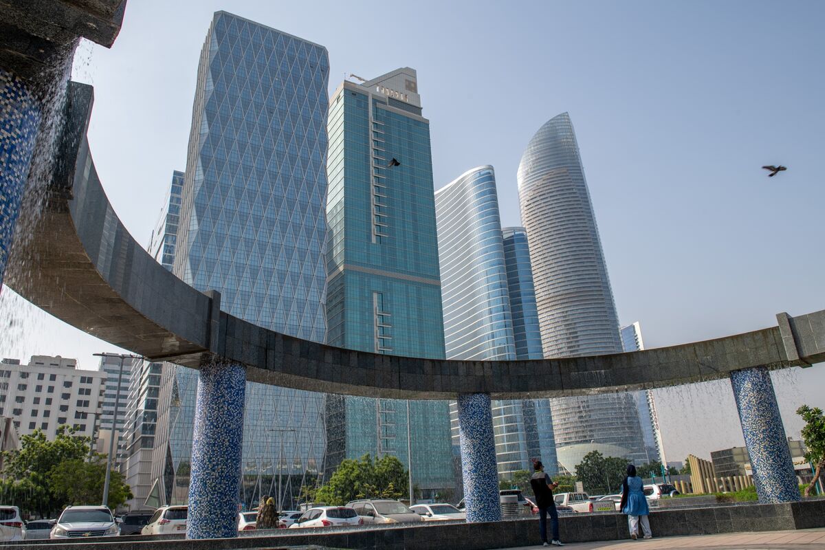 bloomberg.com - Alex Dooler - Hedge Fund Hub Abu Dhabi Eyes $16 Billion Finance Zone Expansion