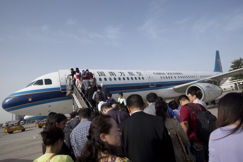 Kangaroo Route Turns Chinese as Guangzhou Becomes World Hub