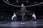 Dan Ammann speaks as he stands in front of the Cruise Origin electric driverless shuttle during a reveal event in San Francisco on&nbsp;Jan. 21, 2020.&nbsp;