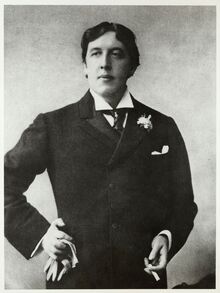 Oscar Wilde, a trendsetter in so many ways.