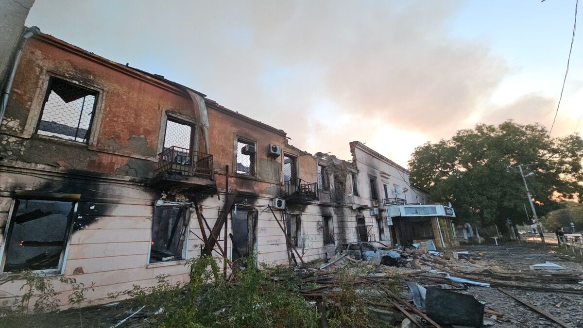 Russia Launches Deadly Drone, Missile Strikes Across 10 Ukrainian Regions