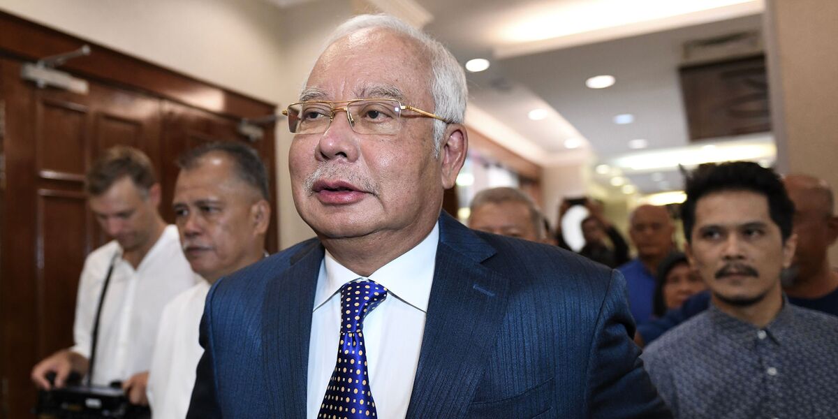 Najib Offered Projects to China for 1MDB Help, Witness Says - Bloomberg