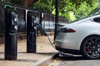 U.K. Joins France, Says Goodbye To Fossil-Fuel Cars By 2040