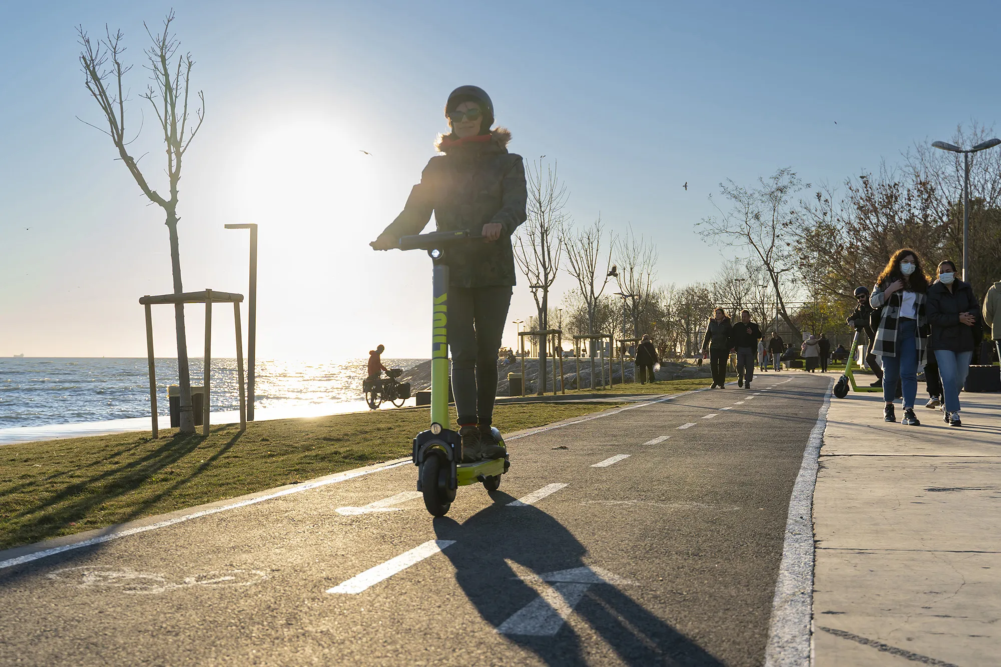 Superpedestrian scooters