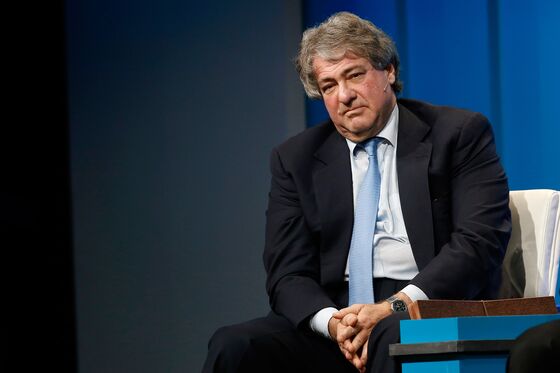 Black Hangs On at Apollo as Epstein Links Cost Him CEO Role