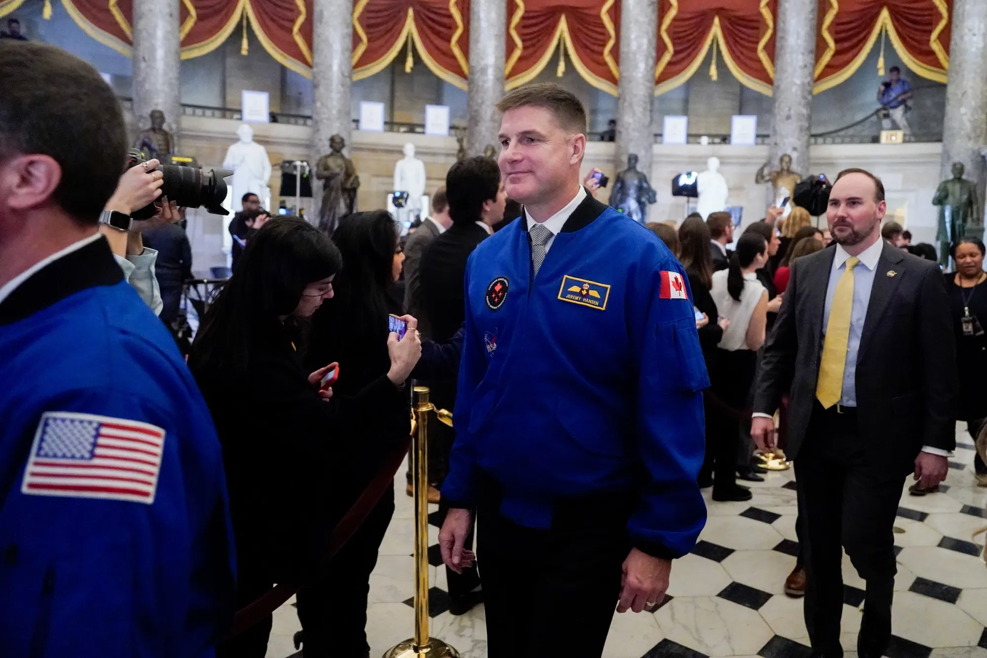 Jeremy Hansen, Artemis II Break Distance Record During Moon Mission -  Bloomberg