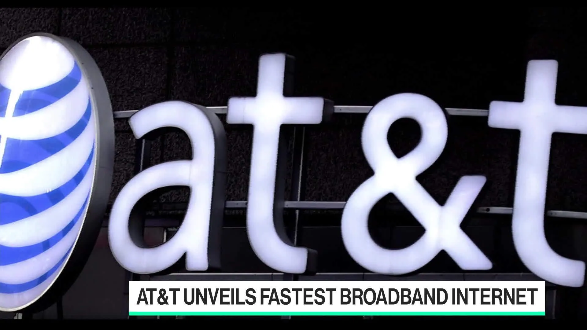 Watch AT&T Unveils Fastest Broadband Internet - Bloomberg