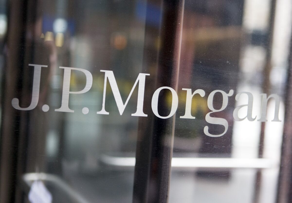 JPMorgan Hires Hedge Fund Manager for China Health-Care Banking