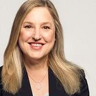 Headshot of Helen Giza