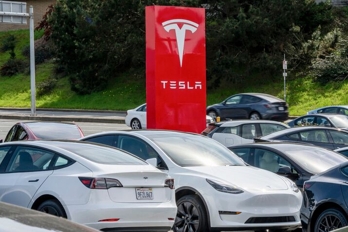 Tesla Tumbles Most Since 2020 On Pullback In Sales Estimates