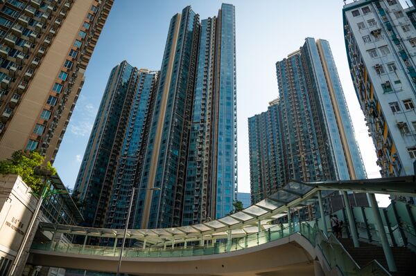 A Stock Guide for Hong Kong?s Policy Address as Home Sales Sink