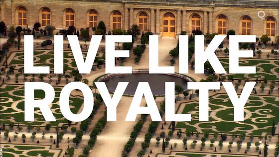 Live Like an Actual King in This Hotel on the Grounds of Versailles