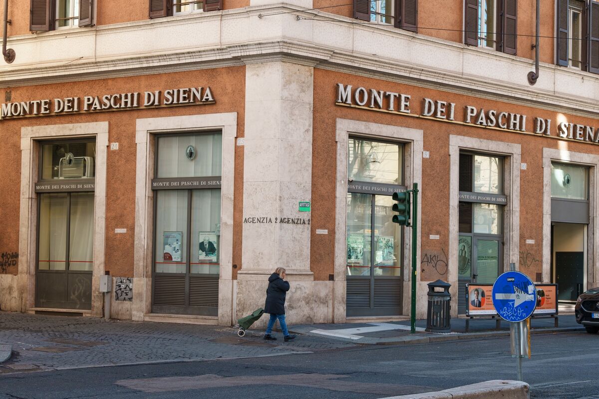 Paschi, Banco BPM Advisers Working on Deal With Cash Component