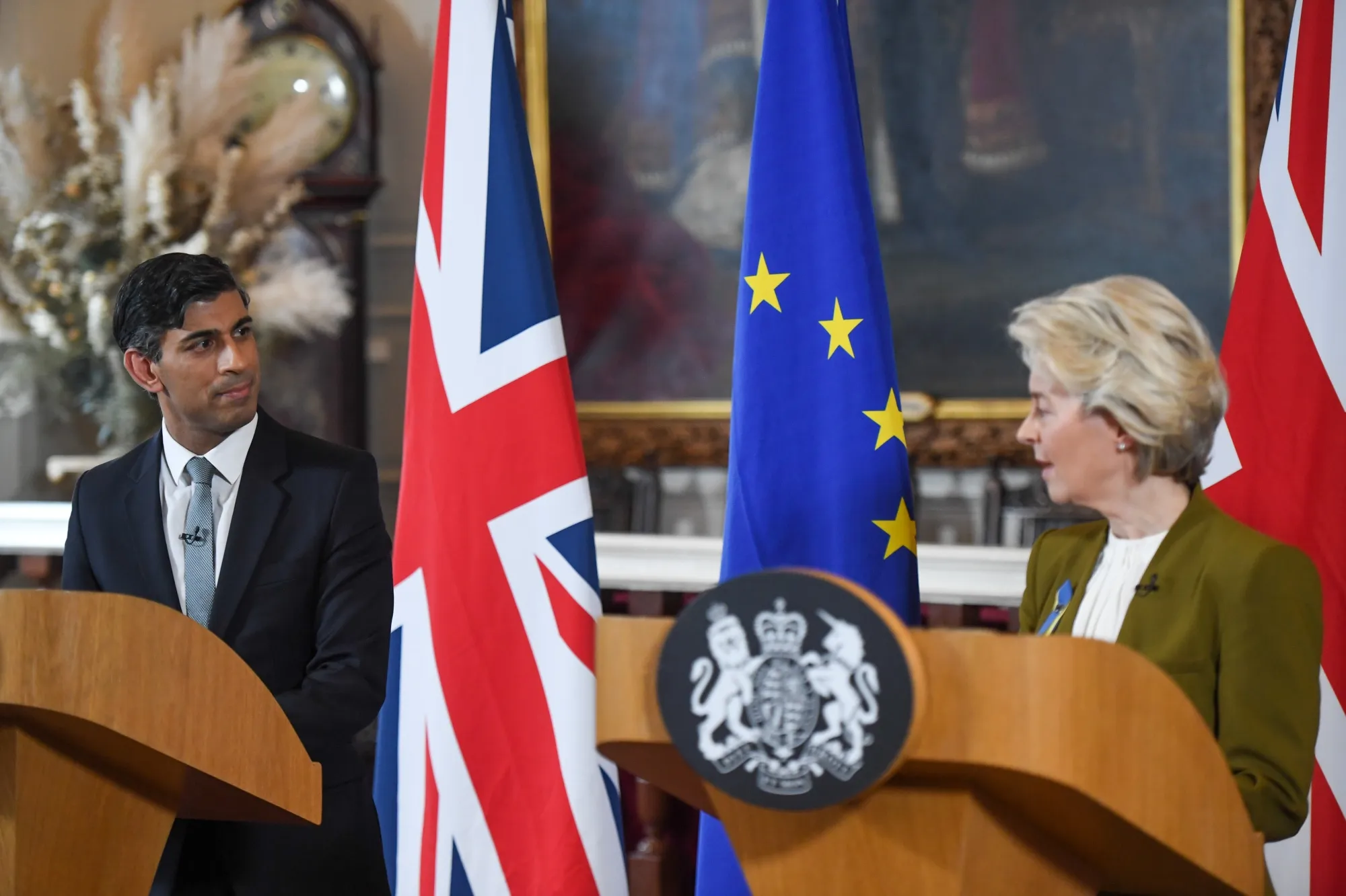 Rishi Sunak and Ursula von der Leyen