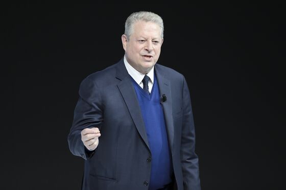 Al Gore Calls on His Alma Mater Harvard to Divest From Fossil Fuels