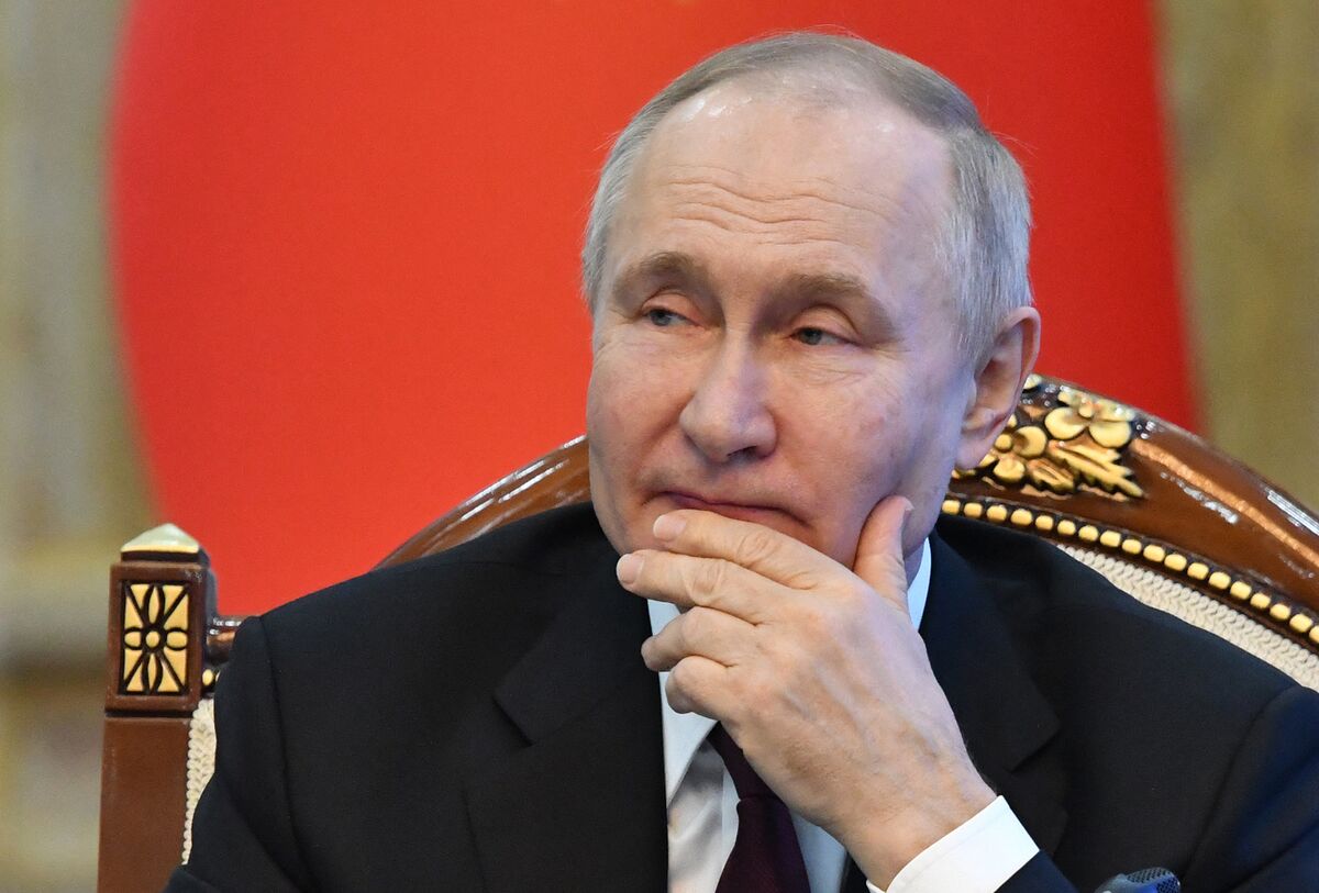 Vladimir Putin Net Worth, Age, Height, Parents And More