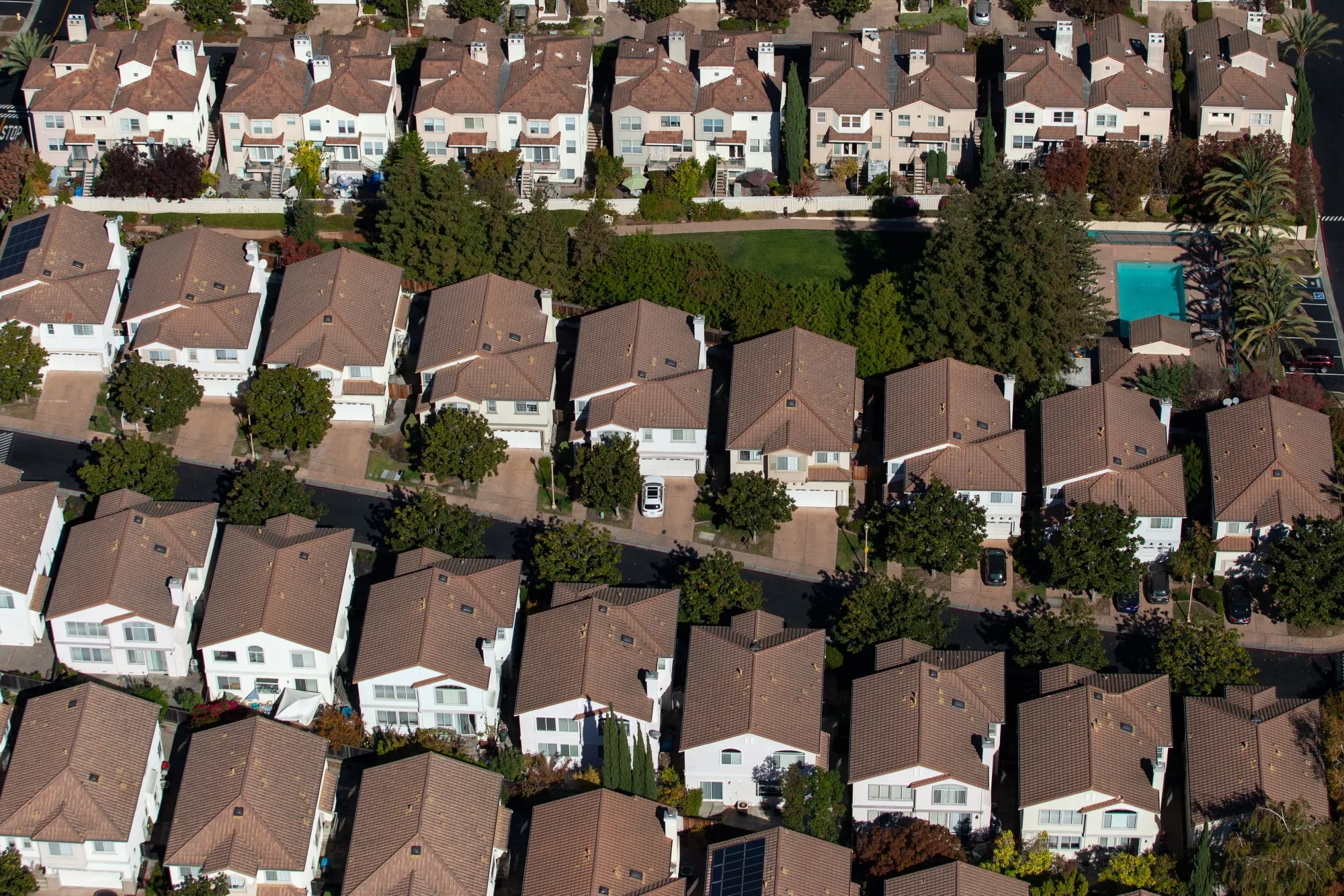 US mortgage rates are unlikely to show any improvement in the near future.