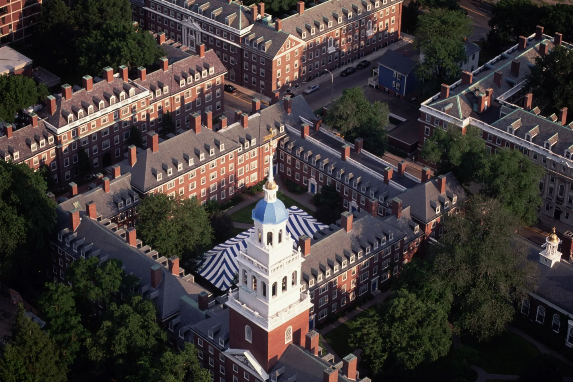 Harvard University buildings