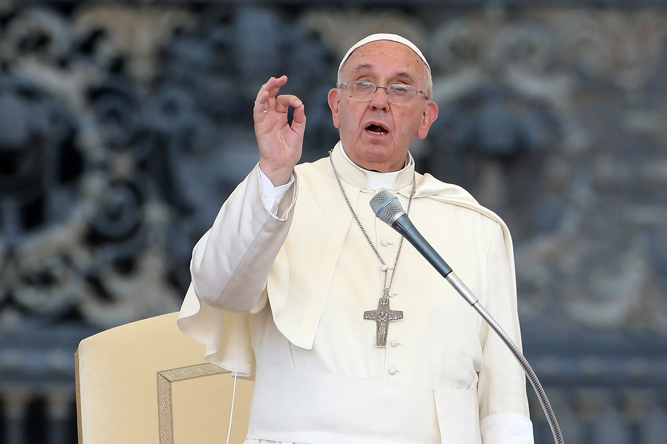 Pope Francis attends a meeting with the Roman Diocesans in St. Peter's Square on June 14, 2015 in Vatican City, Vatican.
