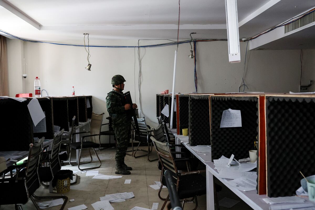 Fake Police Stations and Prisonlike Cells: Inside a Cambodian Scam Complex