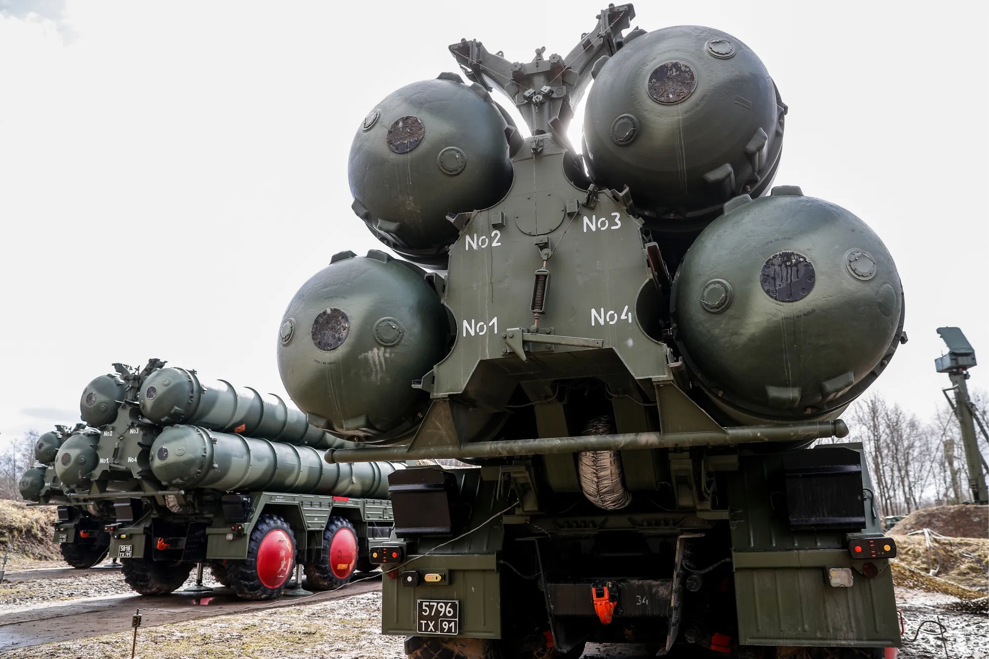 S-400 anti-aircraft missile systems.