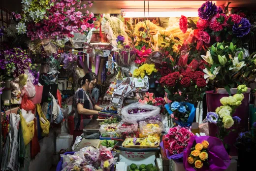 Chinatown Wet Market Ahead of Retail Figures