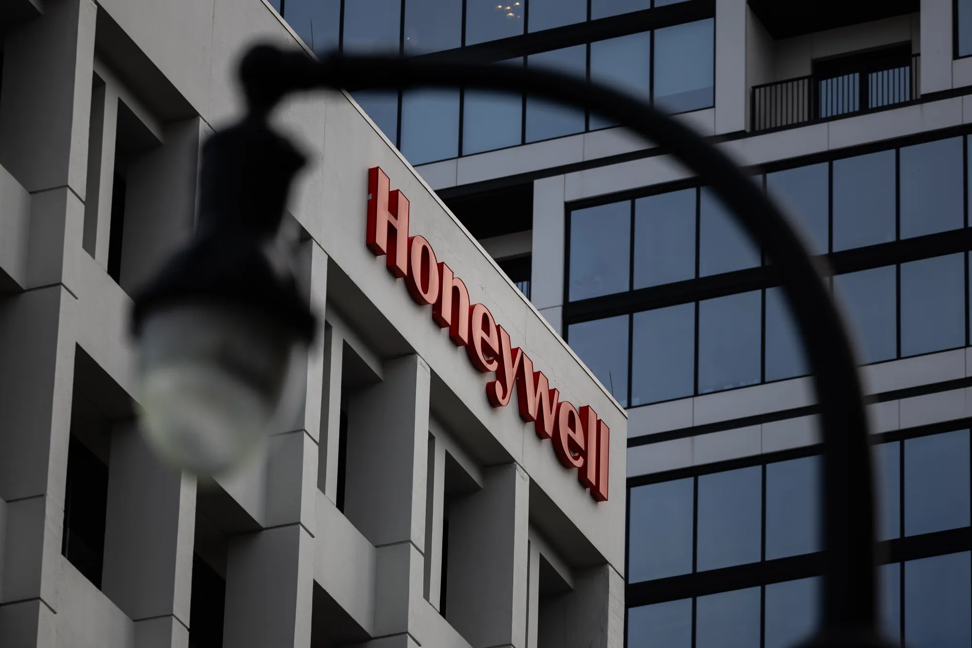 A Honeywell Corporate Office As Earnings Figures Released