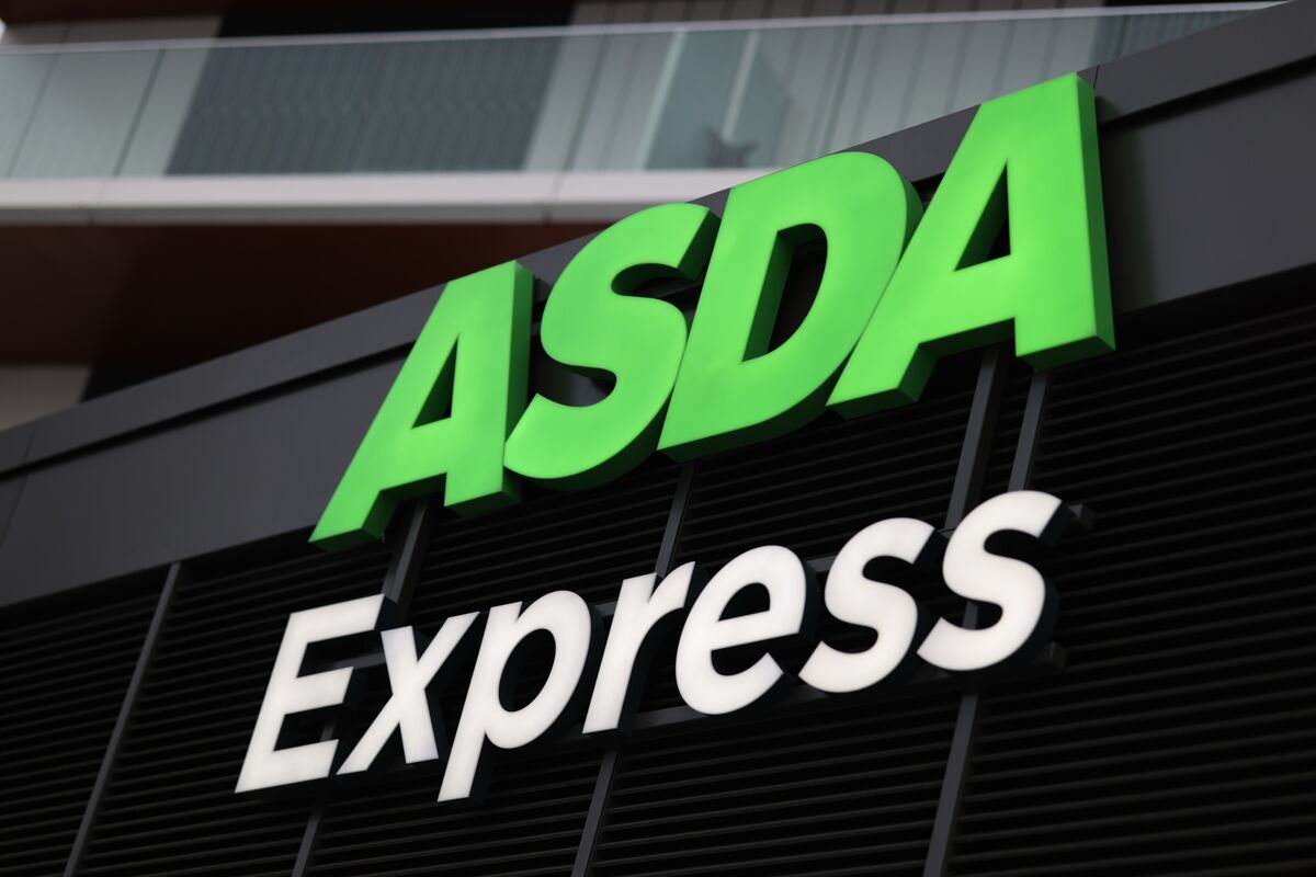 Asda Plans Double Pay Rise for Store Staff This Year Bloomberg