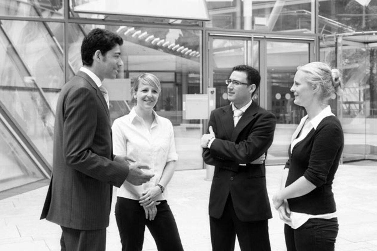 internship-pay-is-flat-for-business-students-bloomberg