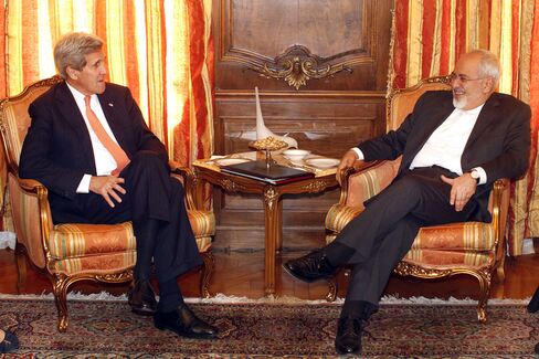Kerry Meets With Mohammad Javad Zarif