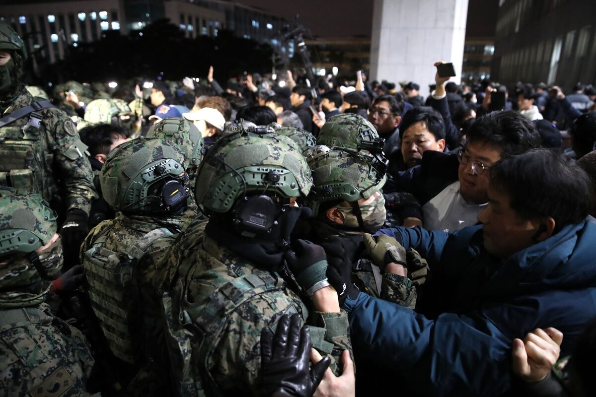 featured image thumbnail for post From South Korea to US, Democracy Could Die — or Get Stronger