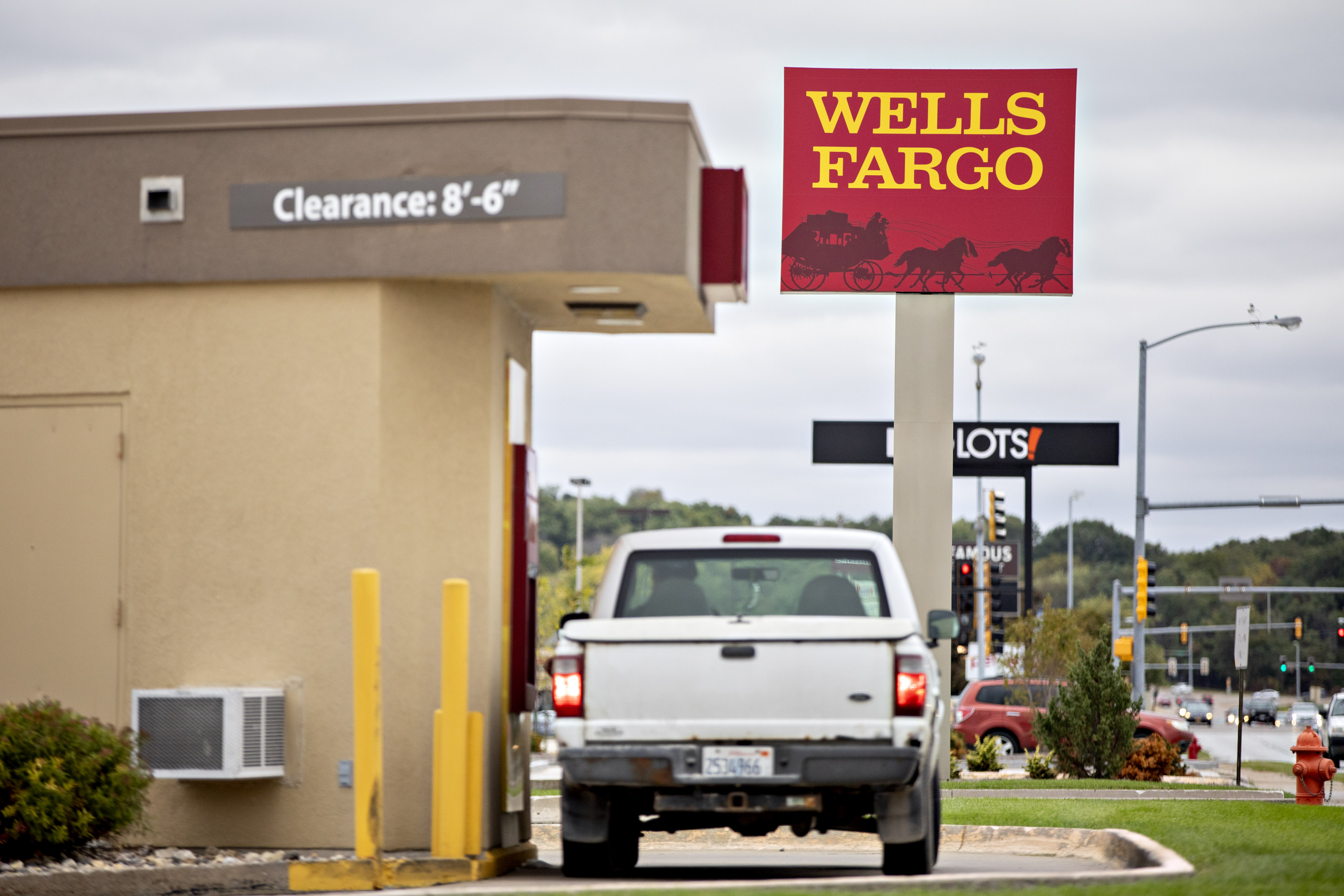 Wells Fargo Teller Wage - cdowy4u