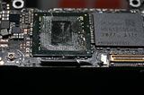 Huawei Teardown Shows Chip Breakthrough in Blow to US Sanctions