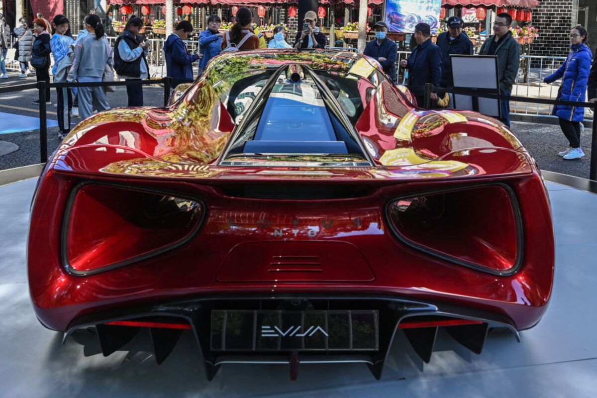 Cover Image for Lotus Cars Are Driving on Fumes in the Trade War
