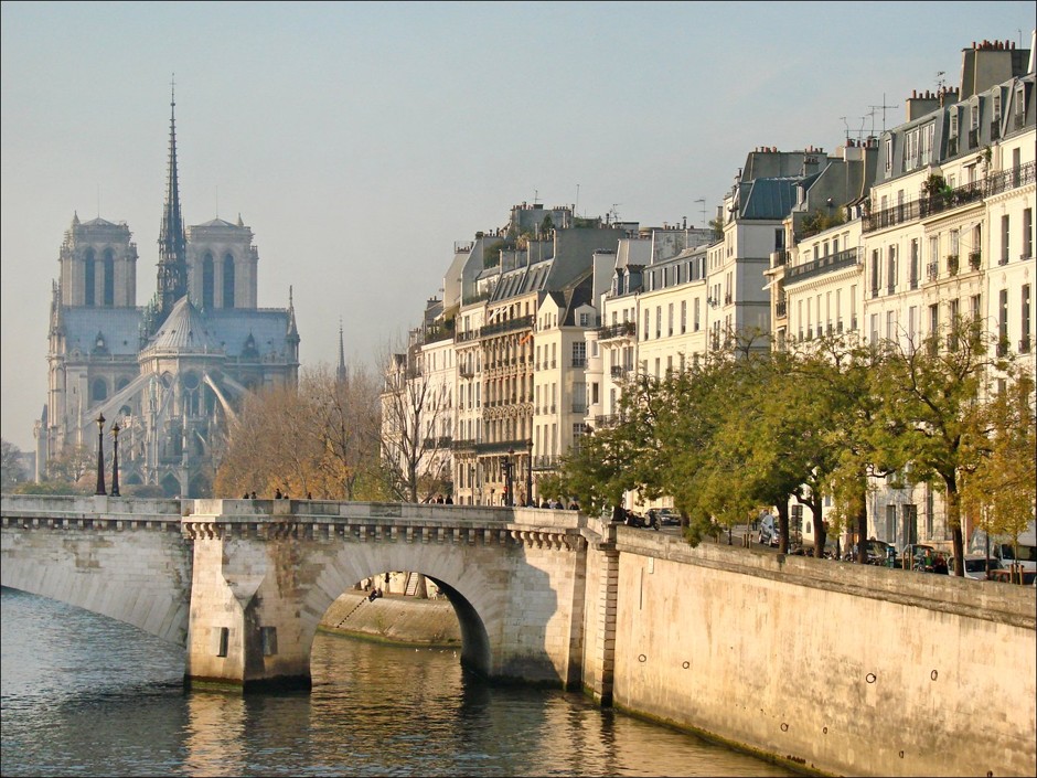 Paris' Île Saint-Louis, where many expensive second homes are located.