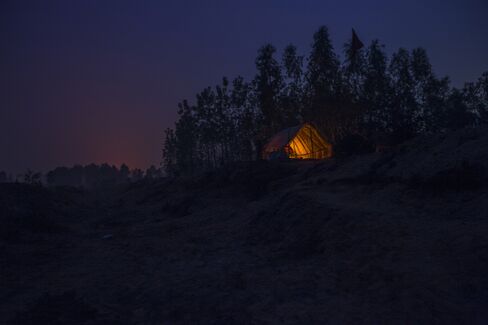 A temporary temple built at the pilgrimage site in Mughalwali