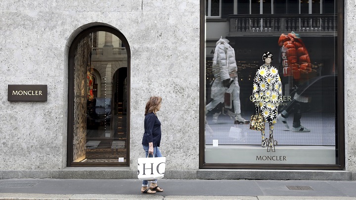 Shopping experience: Moncler, Gucci and Calzedonia lead the way