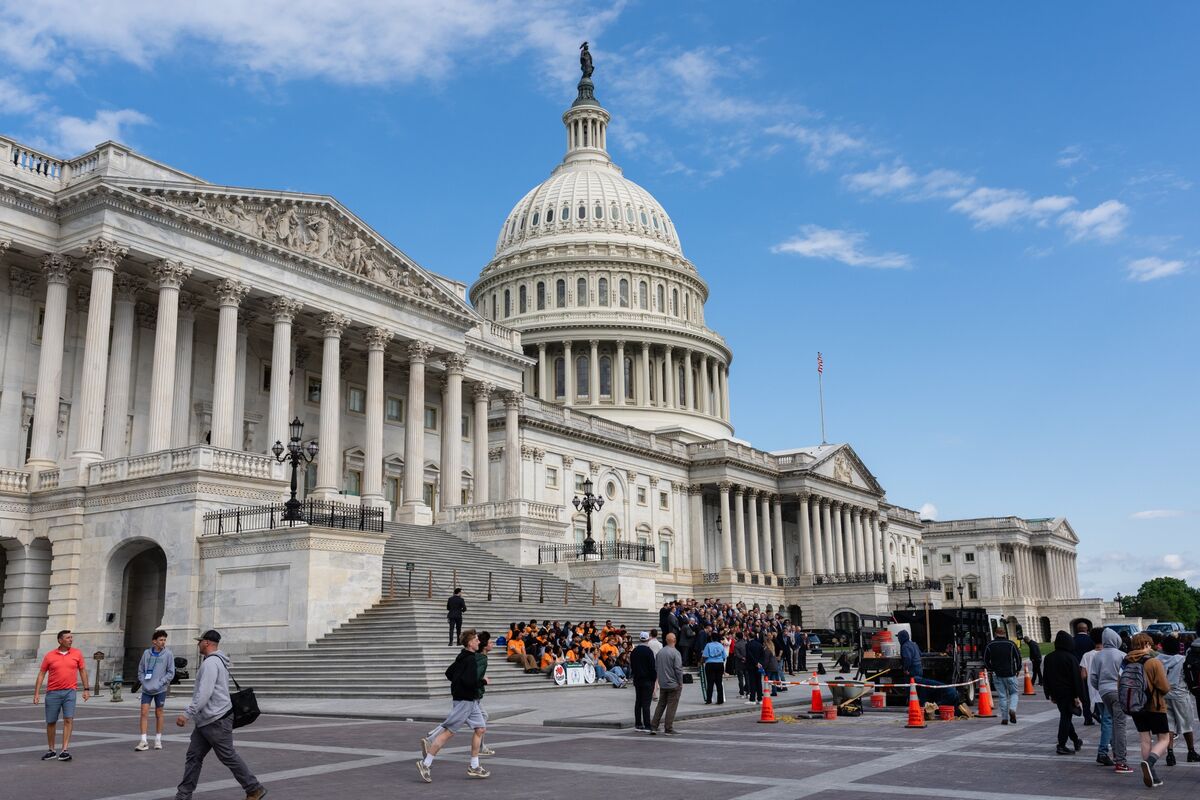 Capitol Hill Staff Won’t Rule Out Year-End Bipartisan Tax Deal