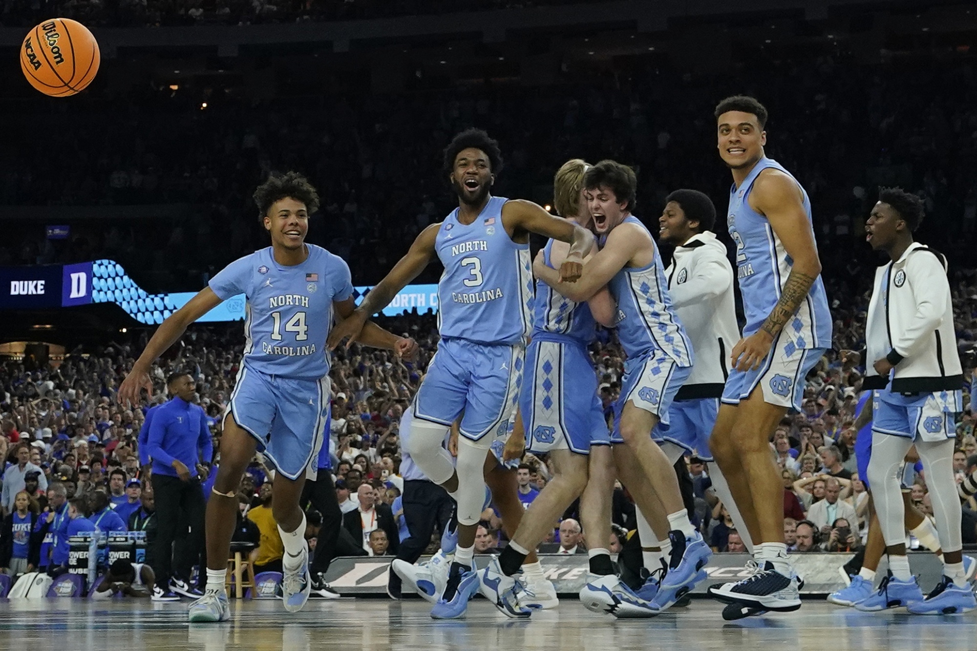 North Carolina No. 1 in Preseason AP Top 25 Men's Basketball - Bloomberg