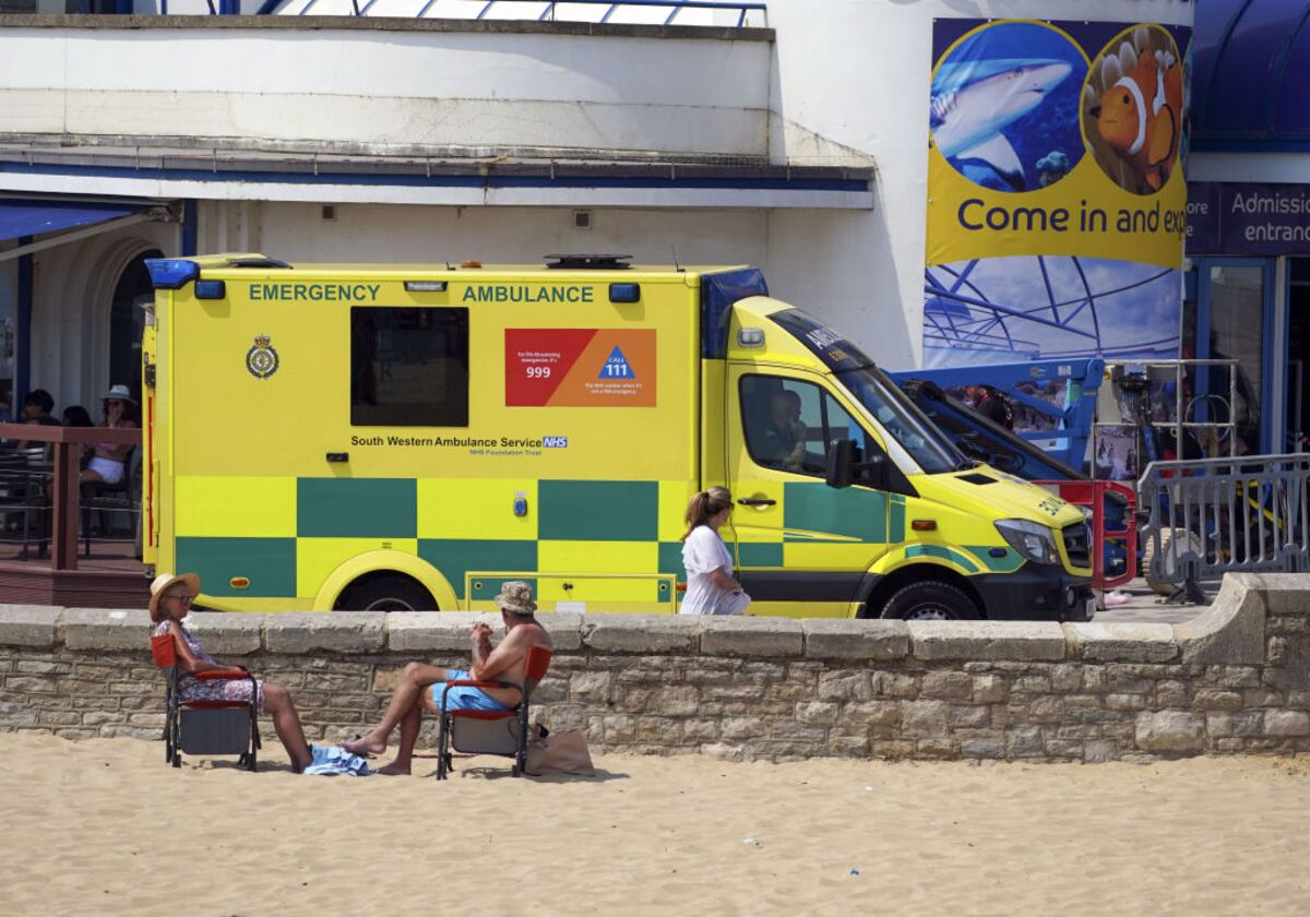 The Heat Is Cooking UK Hospitals. AC Isn’t the Cure.