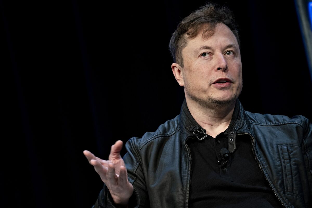 Bankers Look Past Musk s Twitter Fickleness for Future Deals