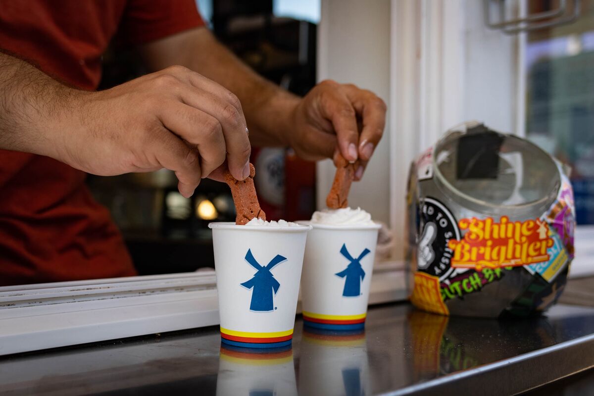 Dutch Bros (BROS) Stock Surges on IPO, Makes Coffee Founder into