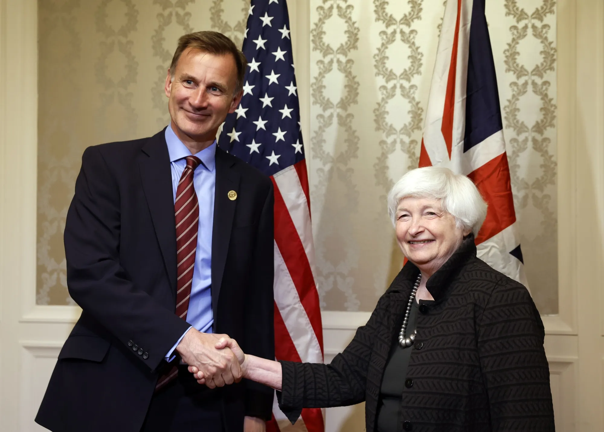 Jeremy Hunt can’t pick&nbsp;Janet Yellen’s pocket, but he’s sure having a good rifle around in yours.