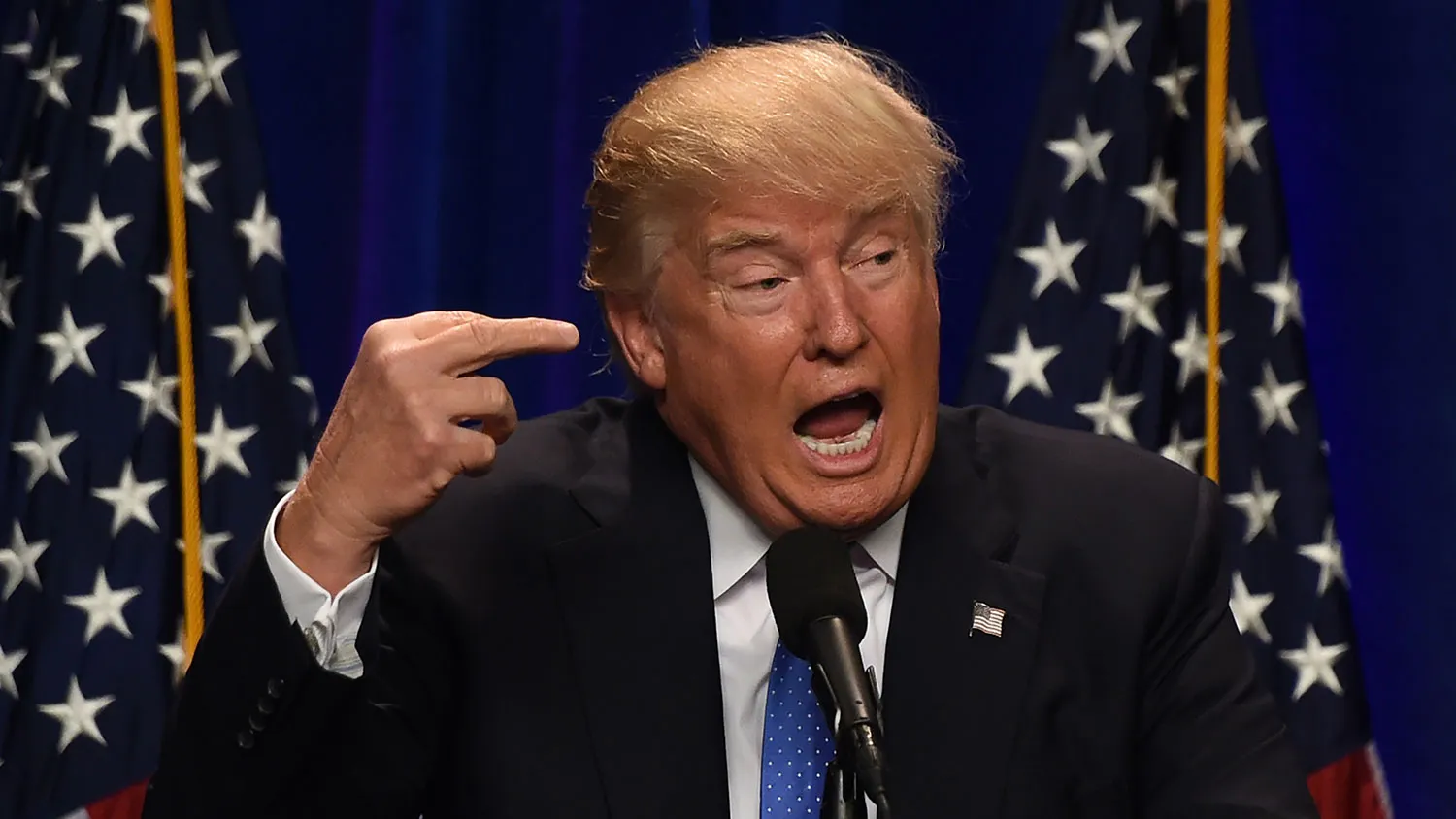 Republican presidential candidate Donald Trump speaks in Manchester, New Hampshire, on June 13, 2016.
