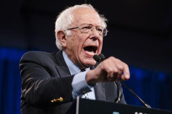 Sanders Vows to Seek Moratorium on Mergers of Media Giants