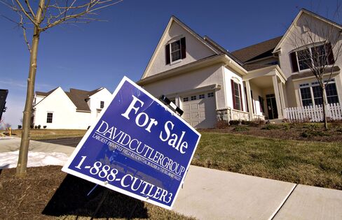 Purchases of New Homes in U.S. Probably Held Near Record Low
